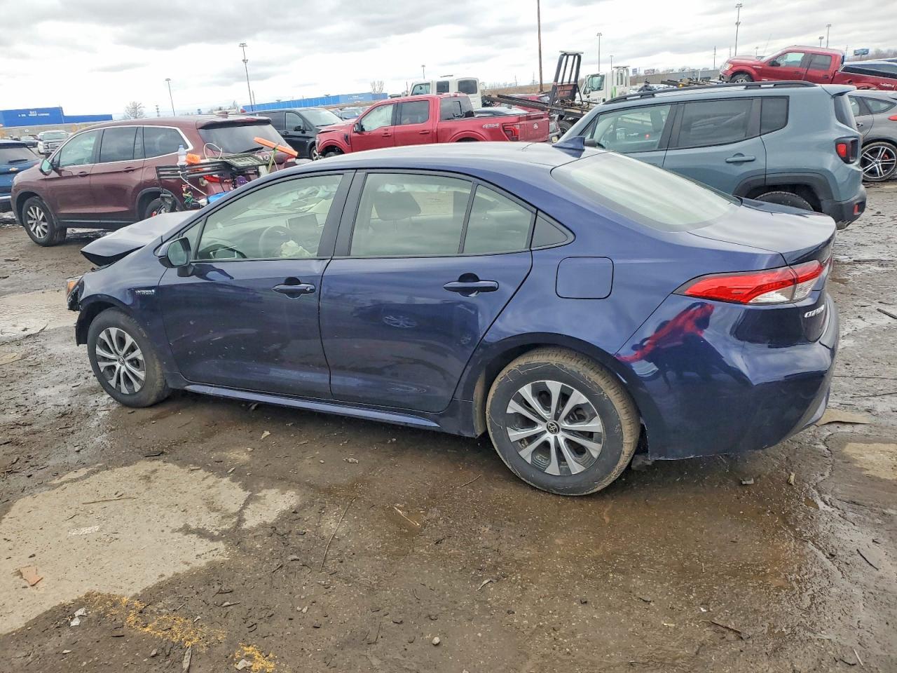 2021 Toyota Corolla Le - Фото 2