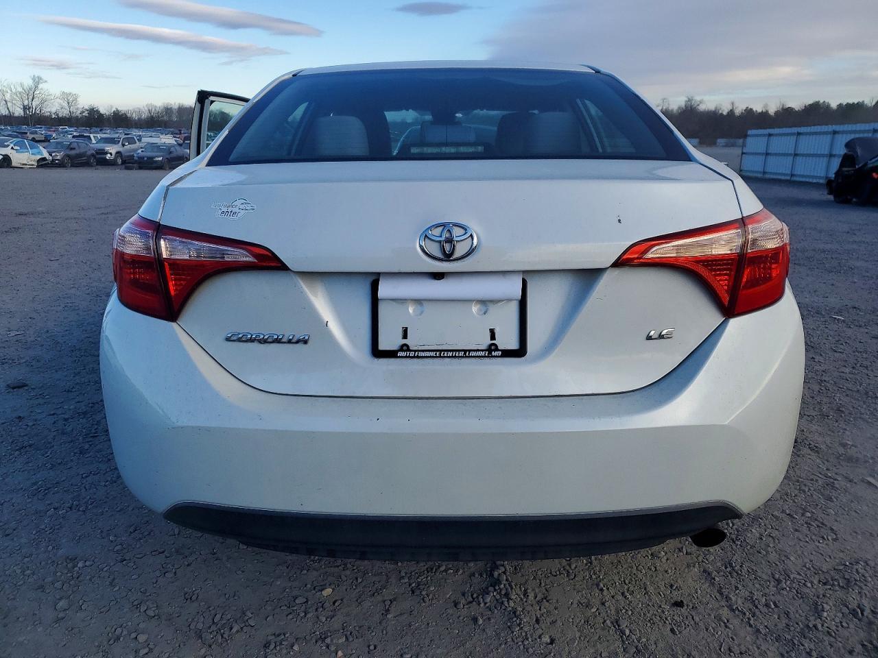 2017 Toyota Corolla L - Image 6