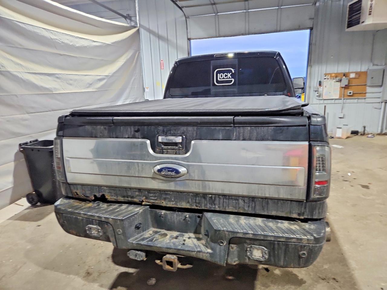 2015 Ford F250 Super Duty - Image 6