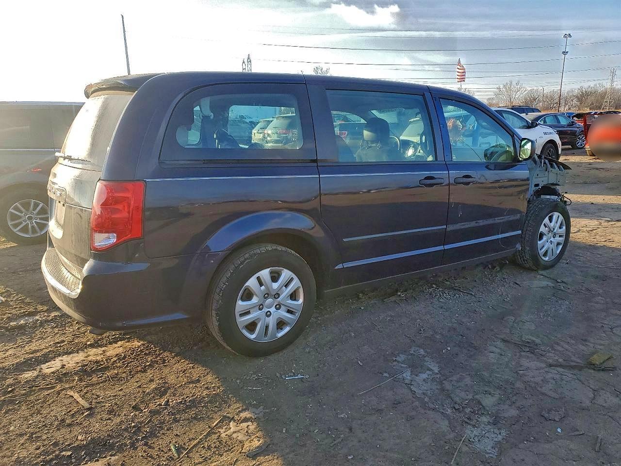 2016 Dodge Grand Caravan Se - Image 3