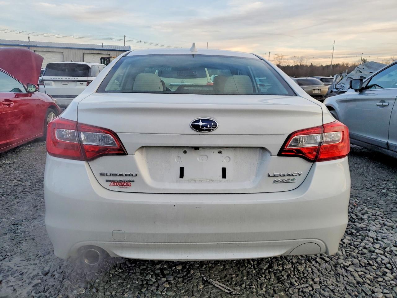 2017 Subaru Legacy 2.5I Premium - Фото 6