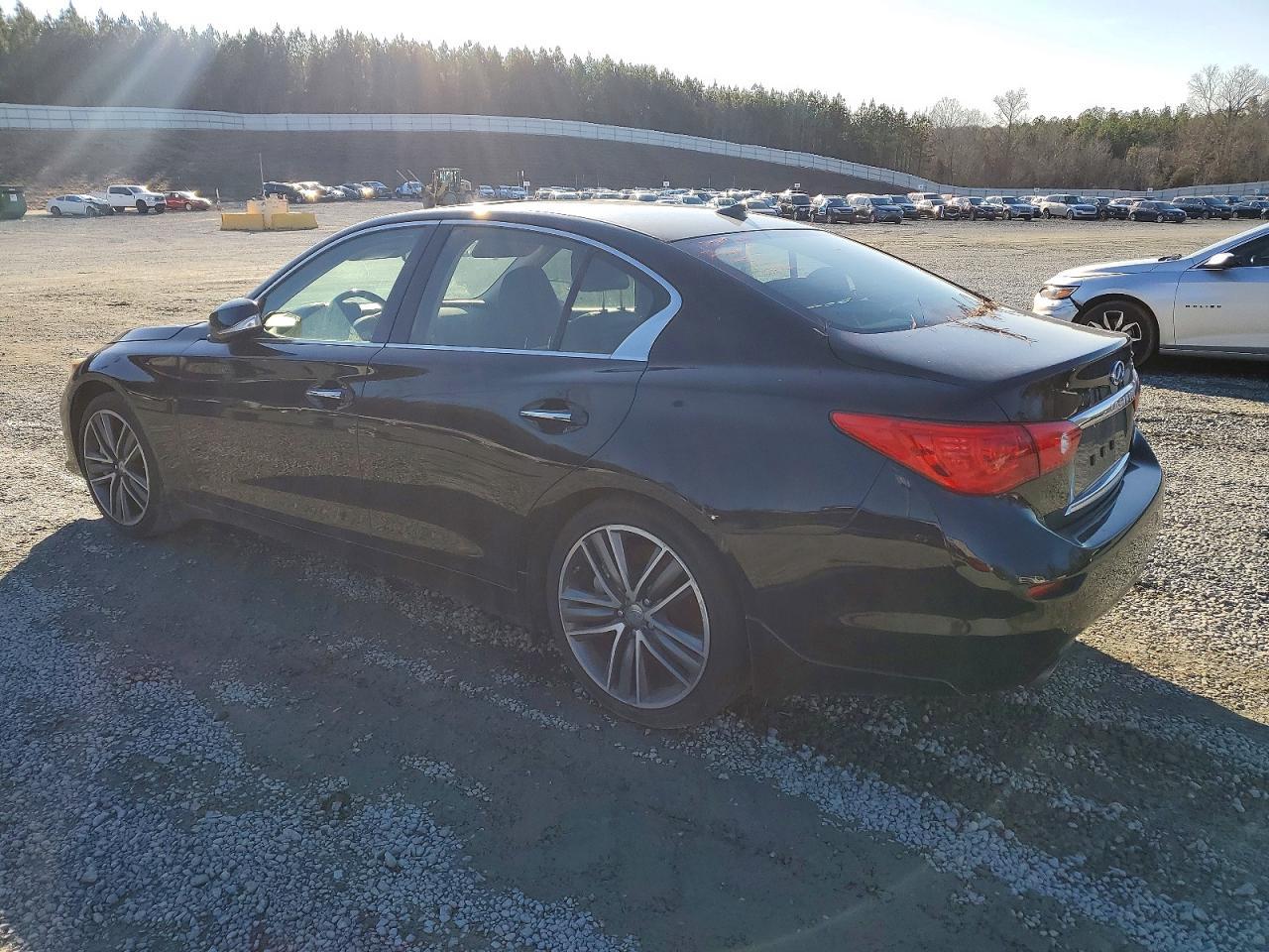2017 Infiniti Q50 Base - Фото 2