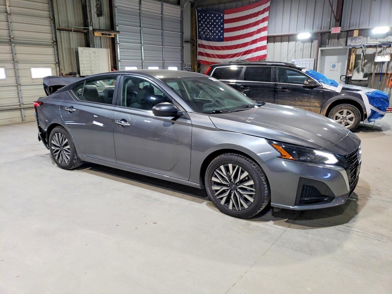 2024 Nissan Altima 2.5 Sv - Image 4