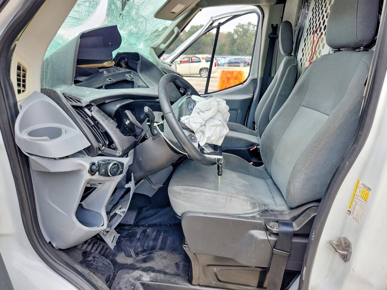 2016 Ford Transit 250 - Image 7