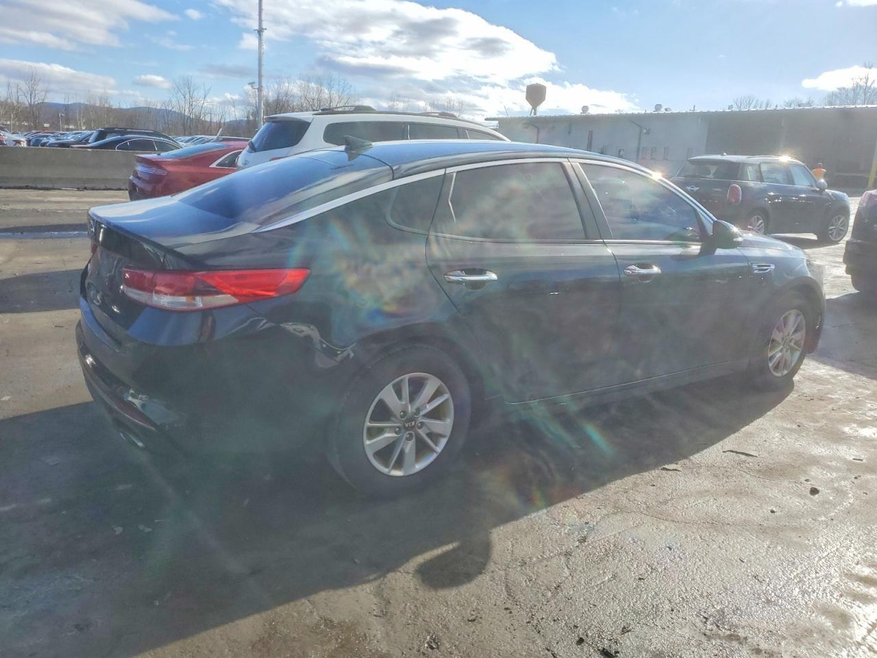 2017 Kia Optima Lx - Image 3