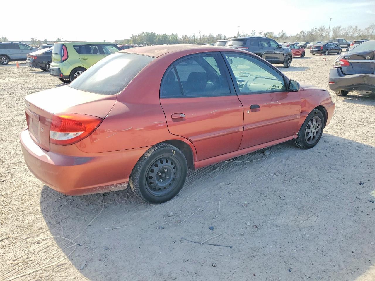 2003 Kia Rio - Image 3