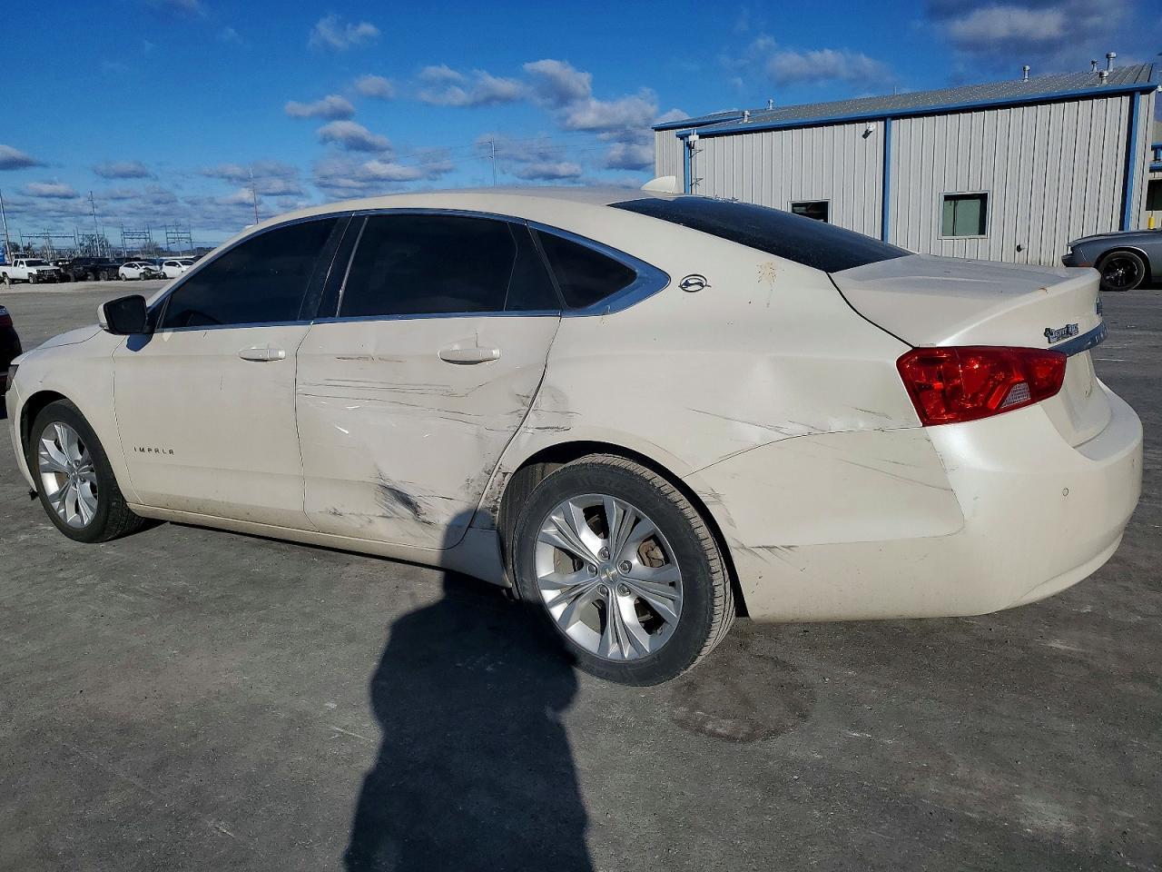 2014 Chevrolet Impala Lt - Image 3