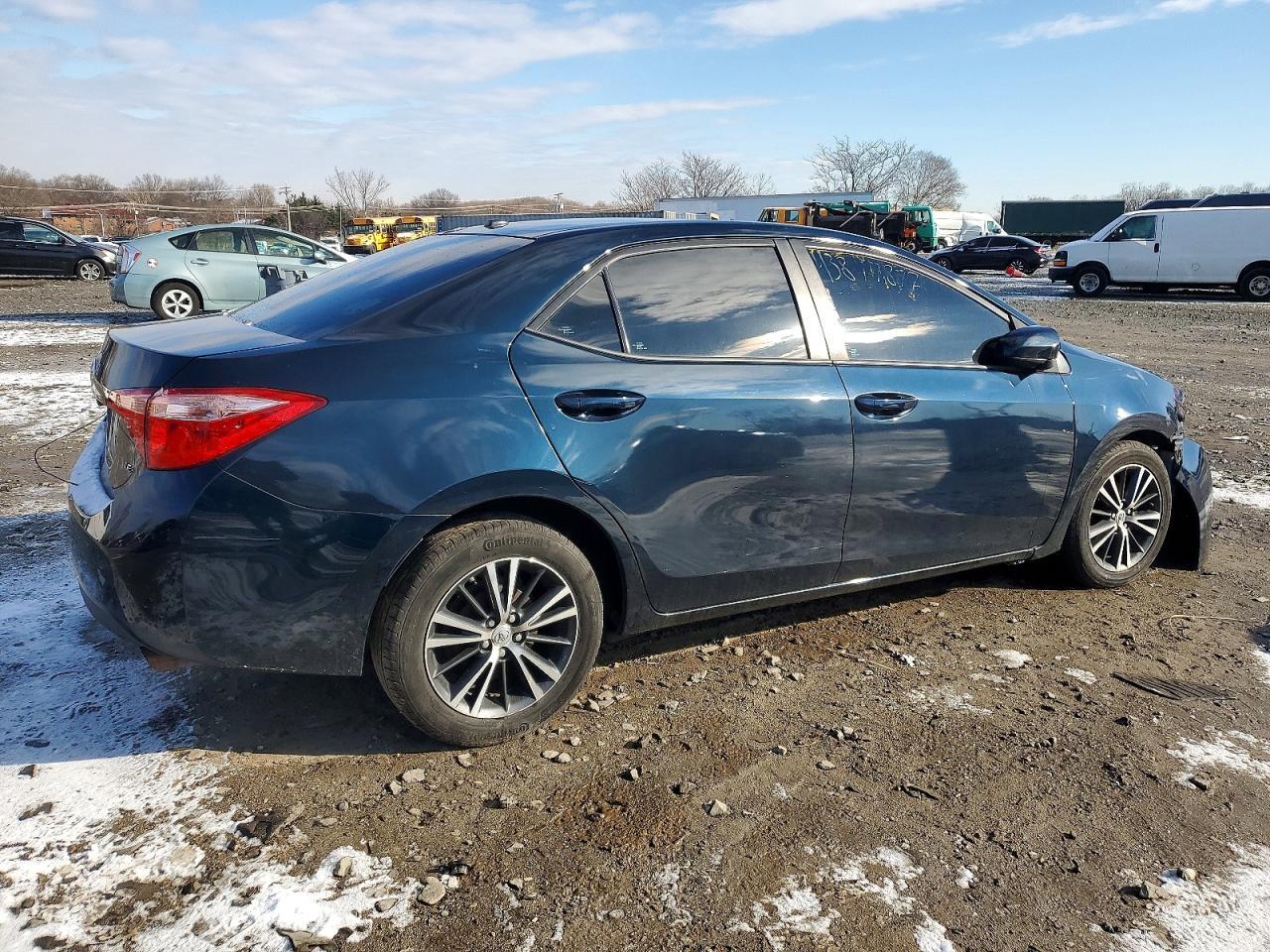 2018 Toyota Corolla - Image 3