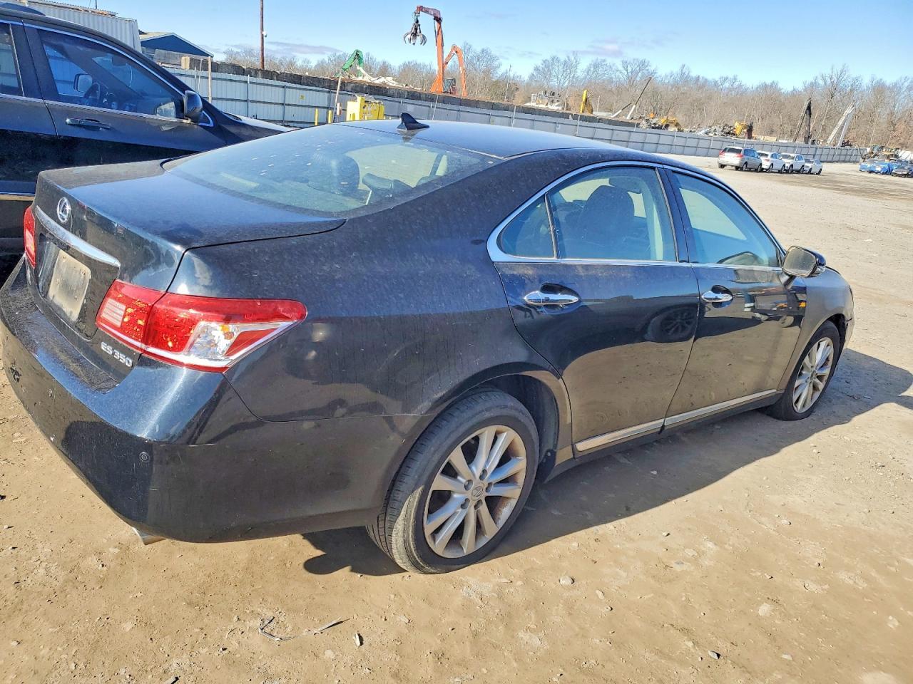2011 Lexus Es 350 - Image 3