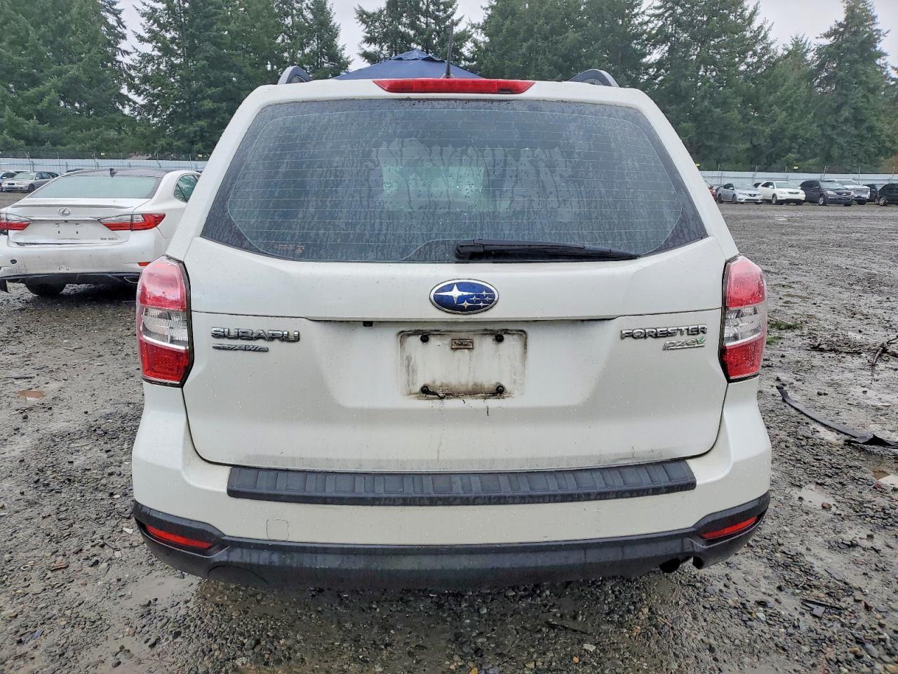 2015 Subaru Forester 2.5I - Image 6