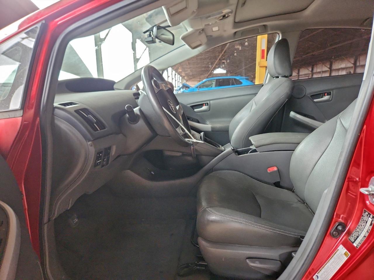 2011 Toyota Prius - Image 7