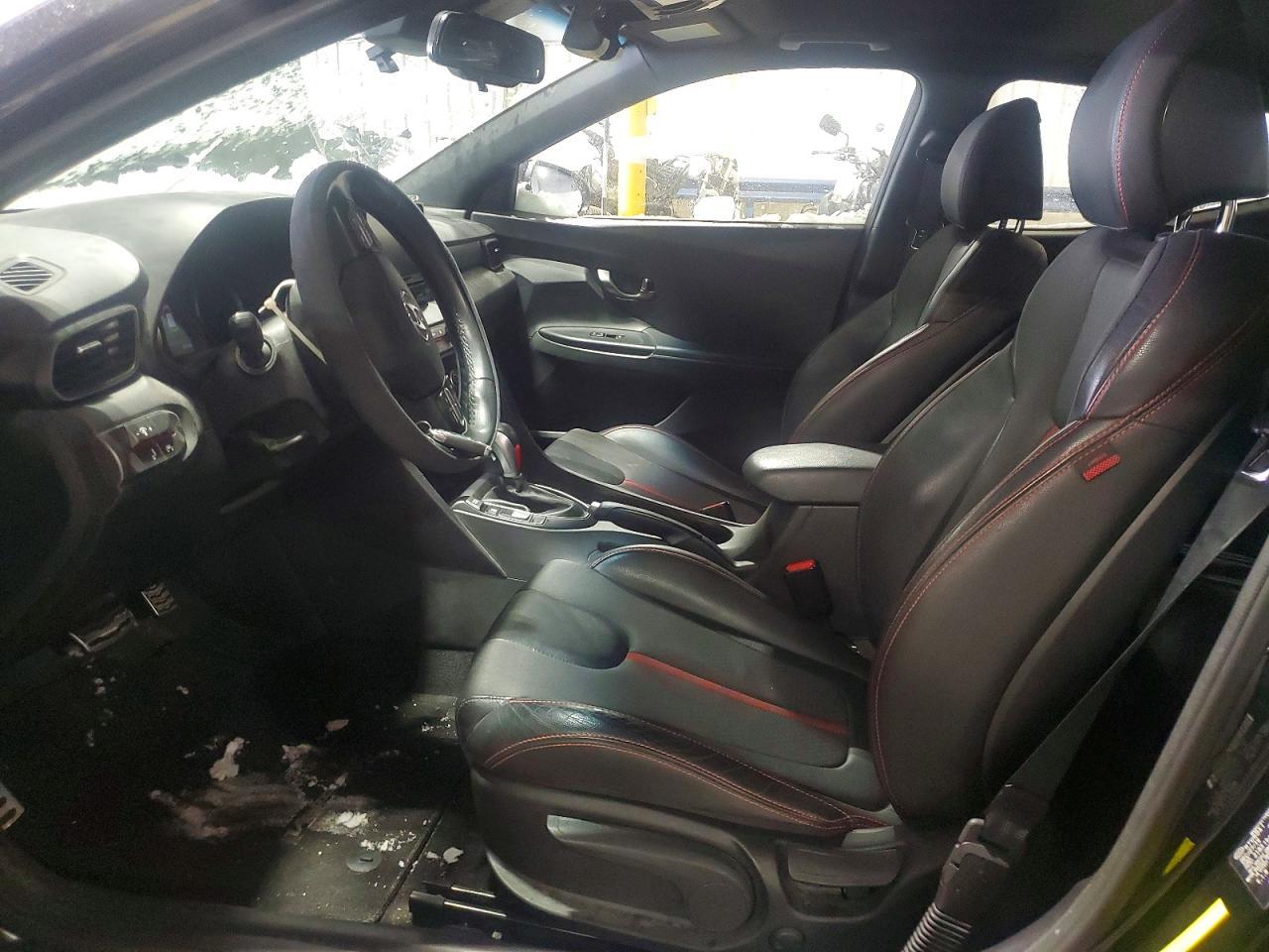 2020 Hyundai Veloster Turbo - Image 7