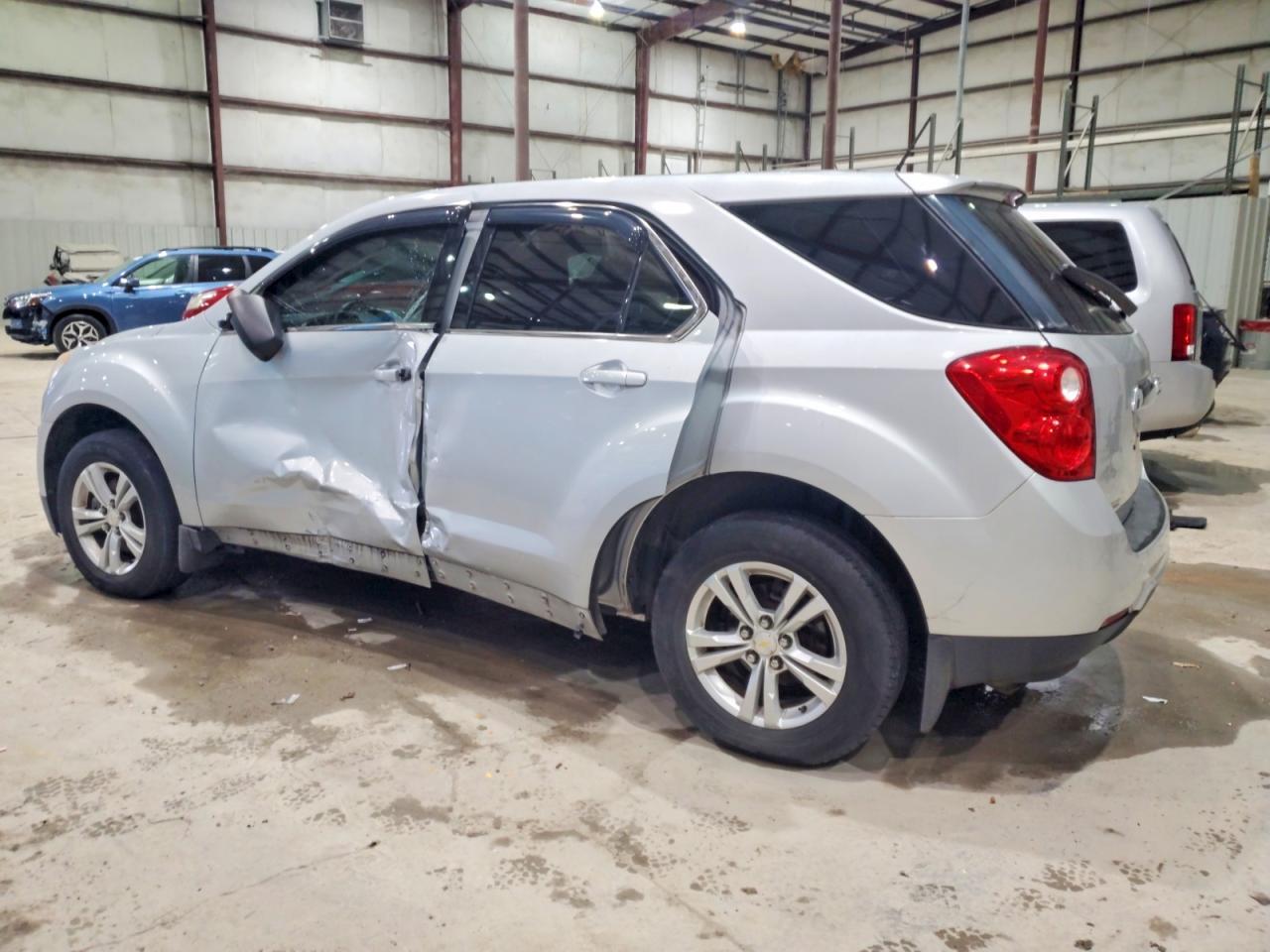 2013 Chevrolet Equinox Ls - Фото 2