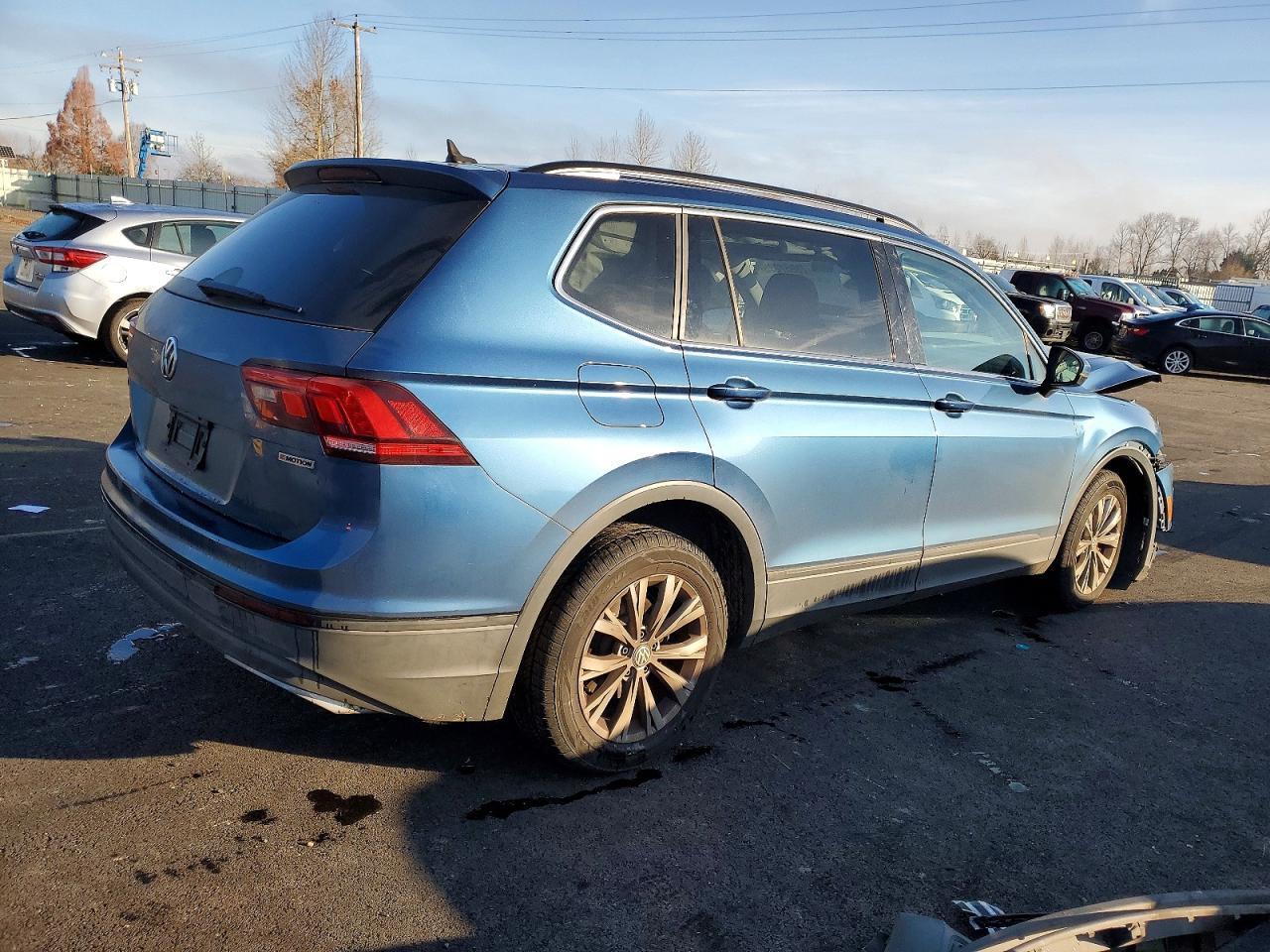 2019 Volkswagen Tiguan Se - Image 3