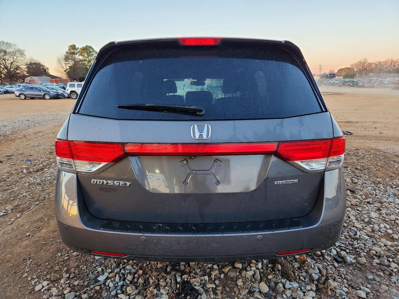 2016 Honda Odyssey Touring - Image 6