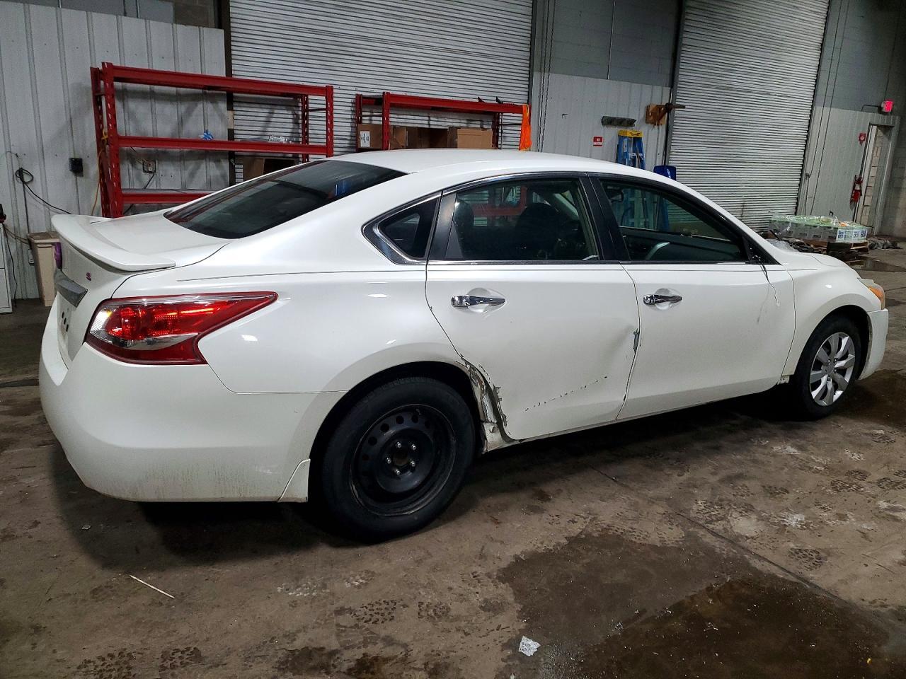 2013 Nissan Altima 2.5 - Фото 3