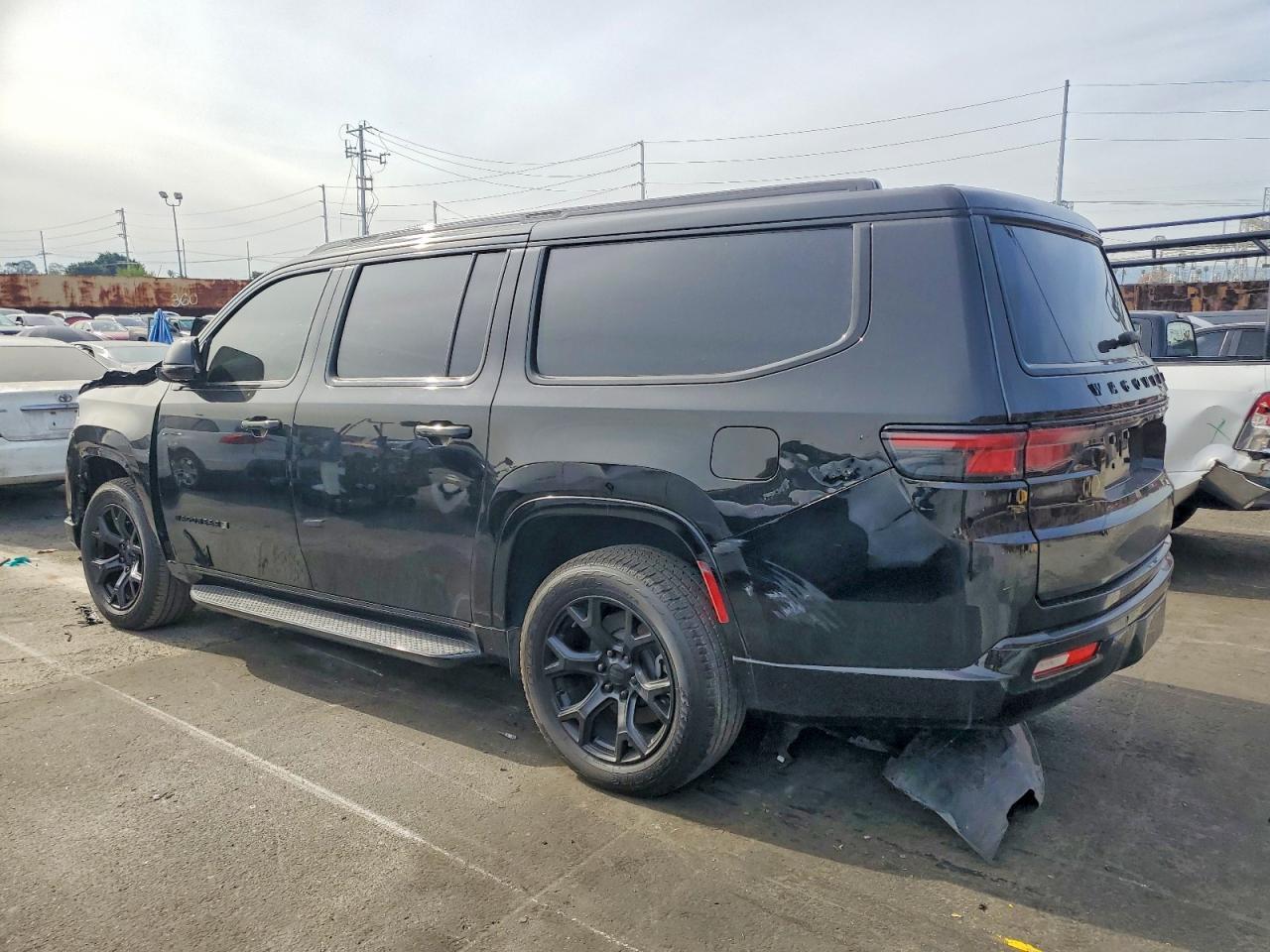 2024 Jeep Wagoneer L Series Ii - Фото 2