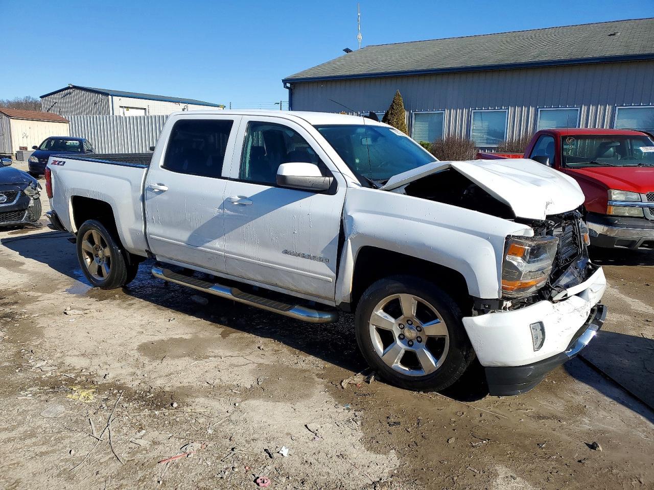 2017 Chevrolet Silverado K1500 Lt - Image 4