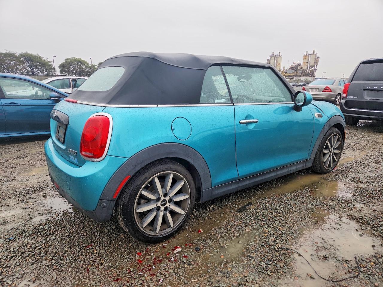 2017 Mini Cooper - Image 3