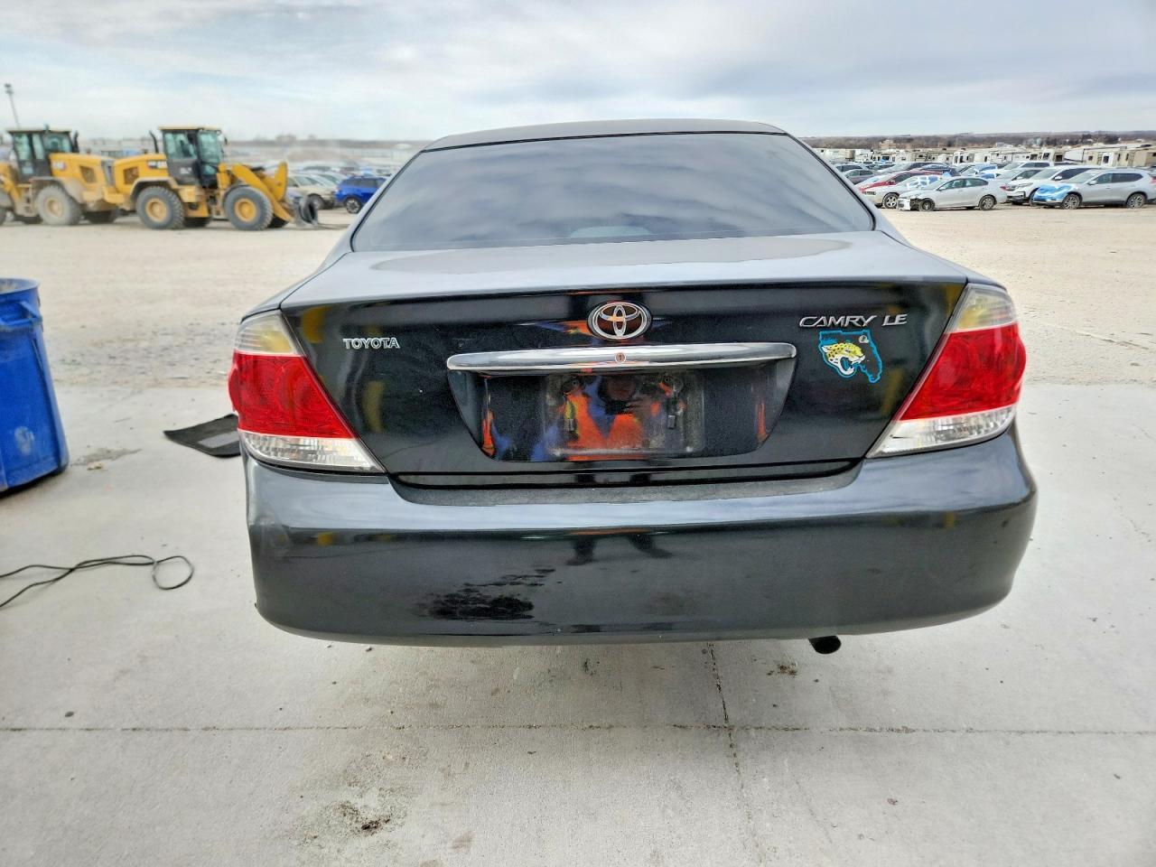 2005 Toyota Camry Le - Фото 6