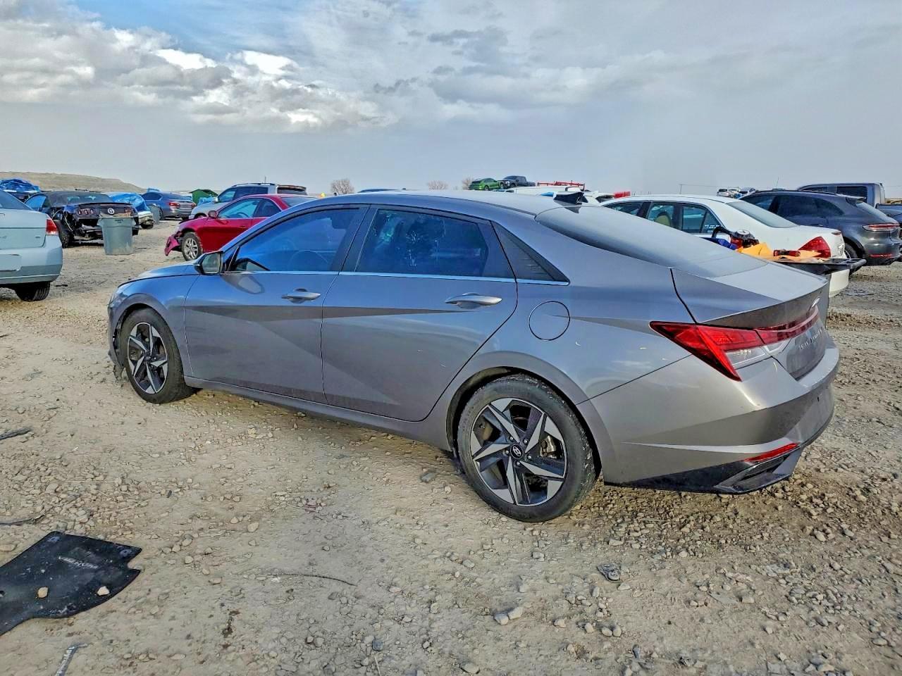 2022 Hyundai Elantra Sel - Фото 2