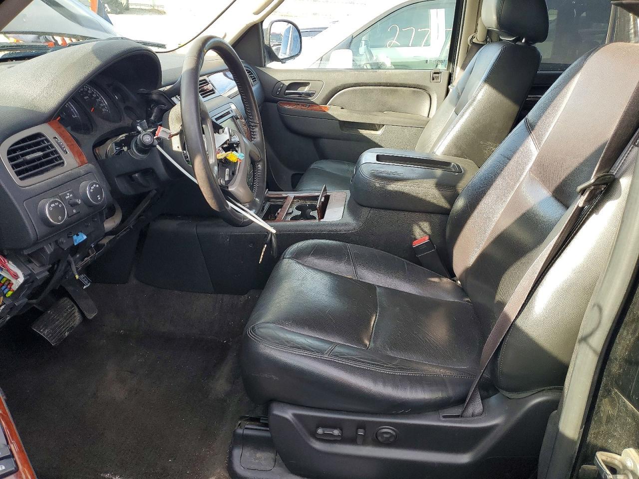 2014 Chevrolet Suburban K1500 Ltz - Фото 7