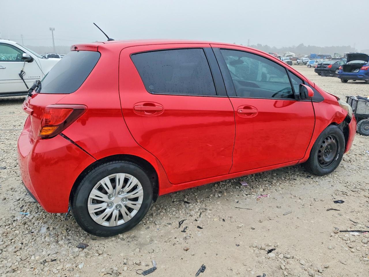 2016 Toyota Yaris L - Фото 3