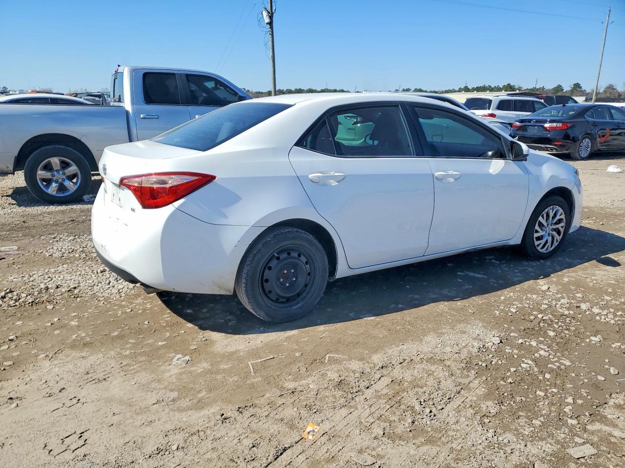 2018 Toyota Corolla L - Фото 3
