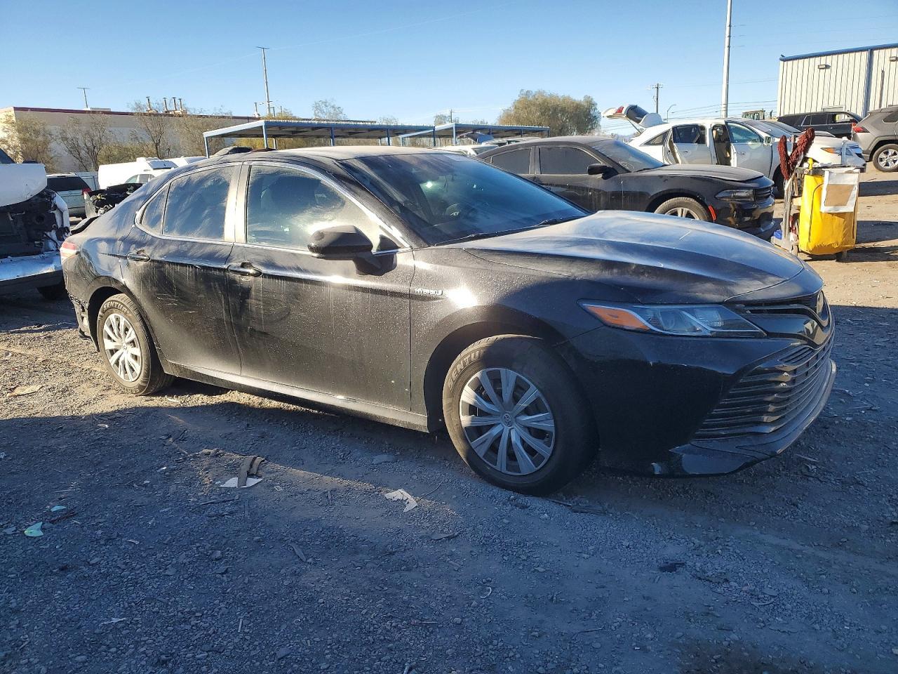 2018 Toyota Camry Le - Фото 4