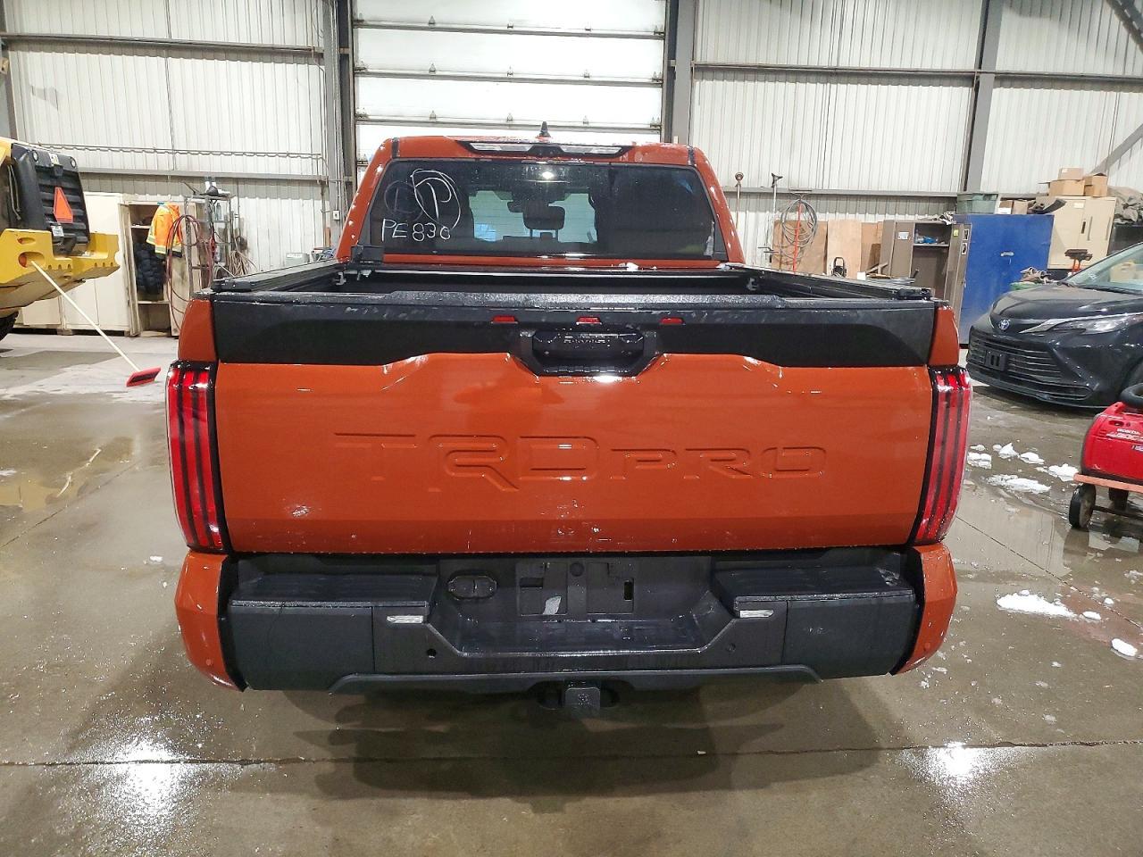 2024 Toyota Tundra Crewmax Limit - Фото 6