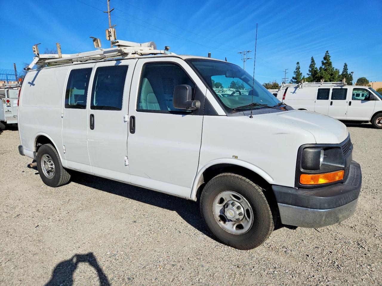2014 Chevy Express 2500- R&D- Cln Title- Pri Fleet - Фото 4