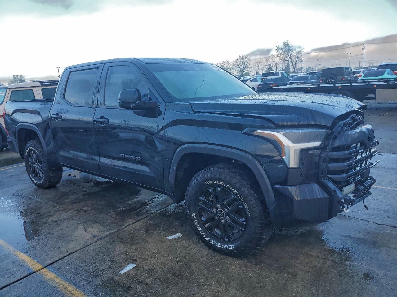 2025 Toyota Tundra Crewmax Sr - Image 4