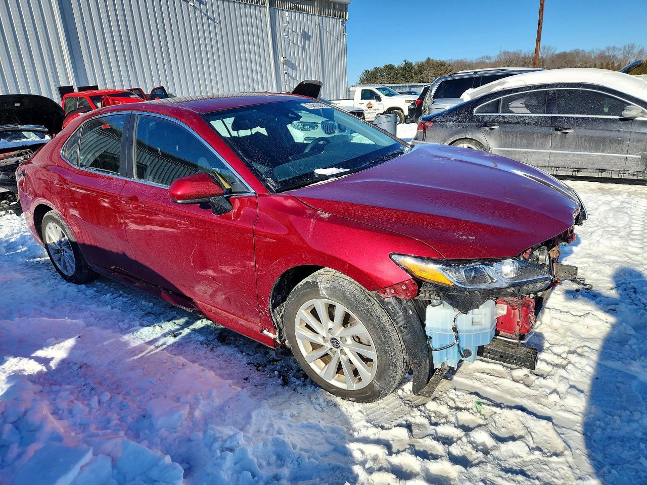 2021 Toyota Camry Le - Фото 4