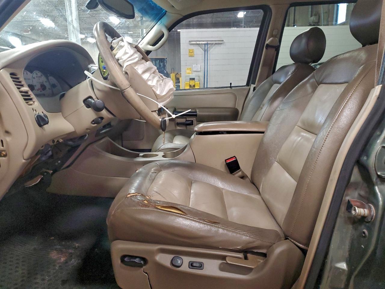 2003 Ford Explorer Sport Trac - Фото 7