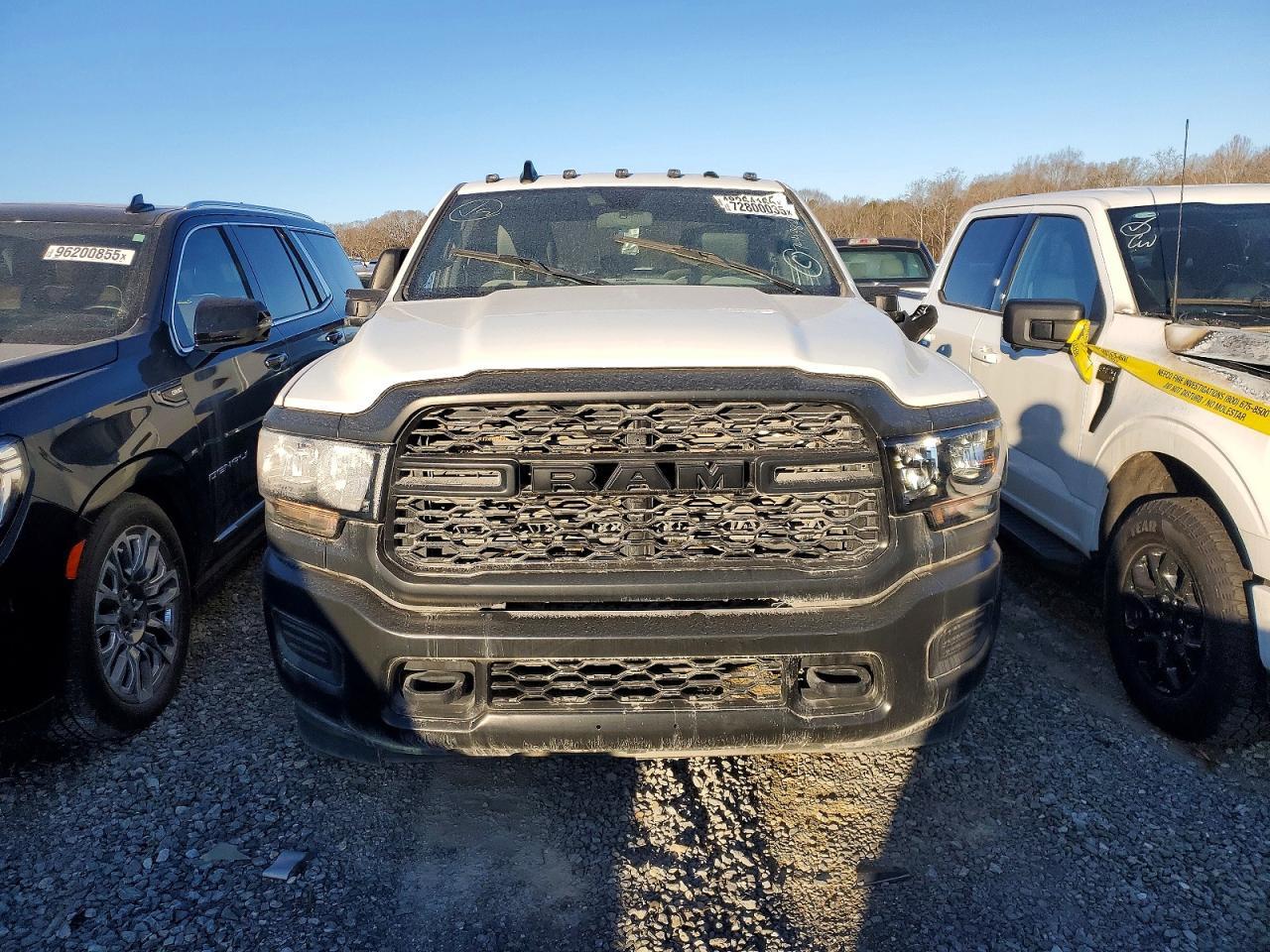 2024 Ram 3500 Tradesman 4X4 8' Box - Фото 5