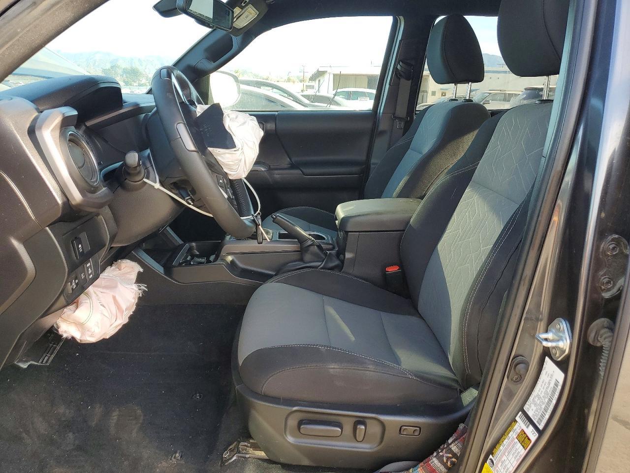 2023 Toyota Tacoma Double Cab - Image 7