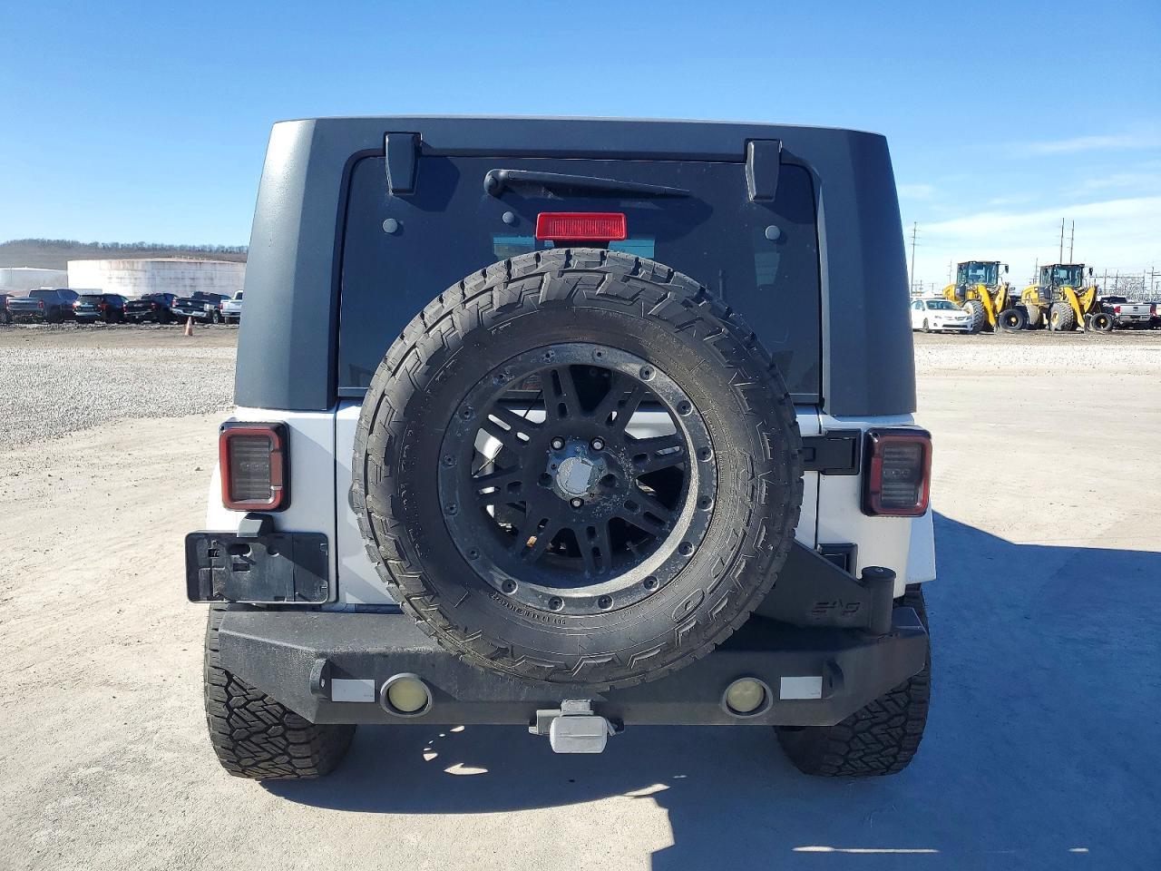 2008 Jeep Wrangler Unlimited Sahara - Фото 6