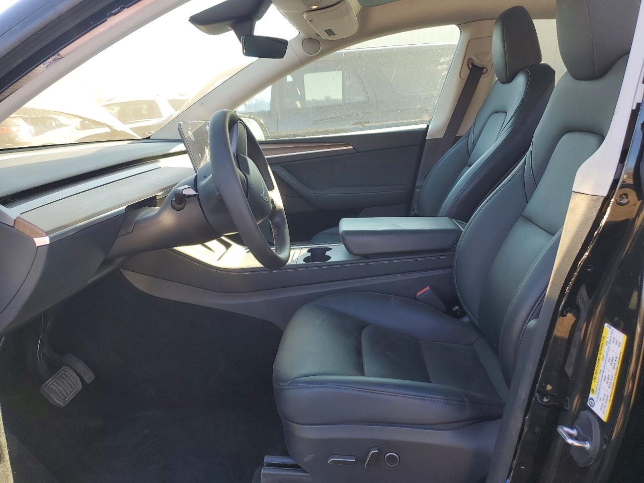 2024 Tesla Model Y - Фото 7