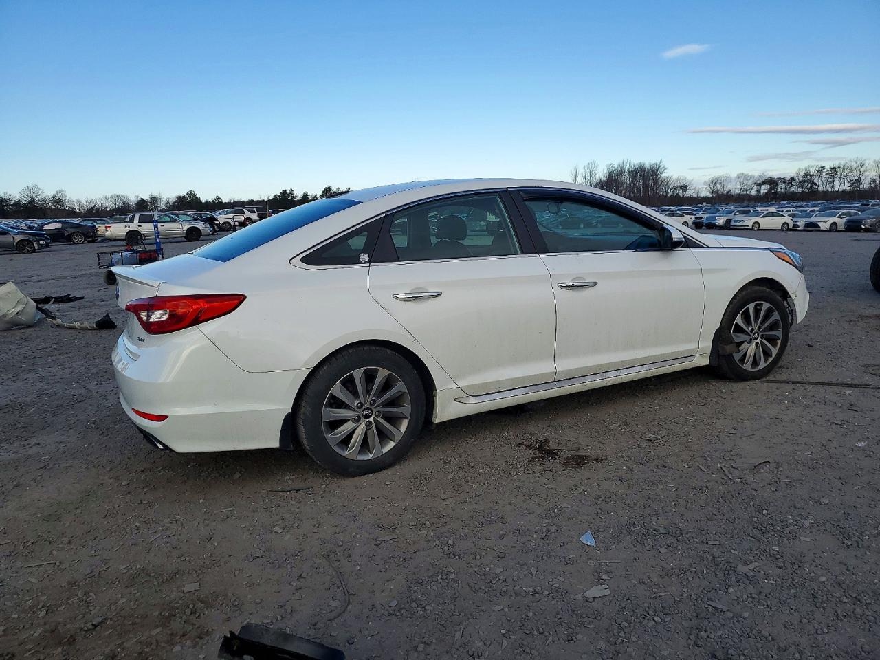 2017 Hyundai Sonata Sport - Фото 3