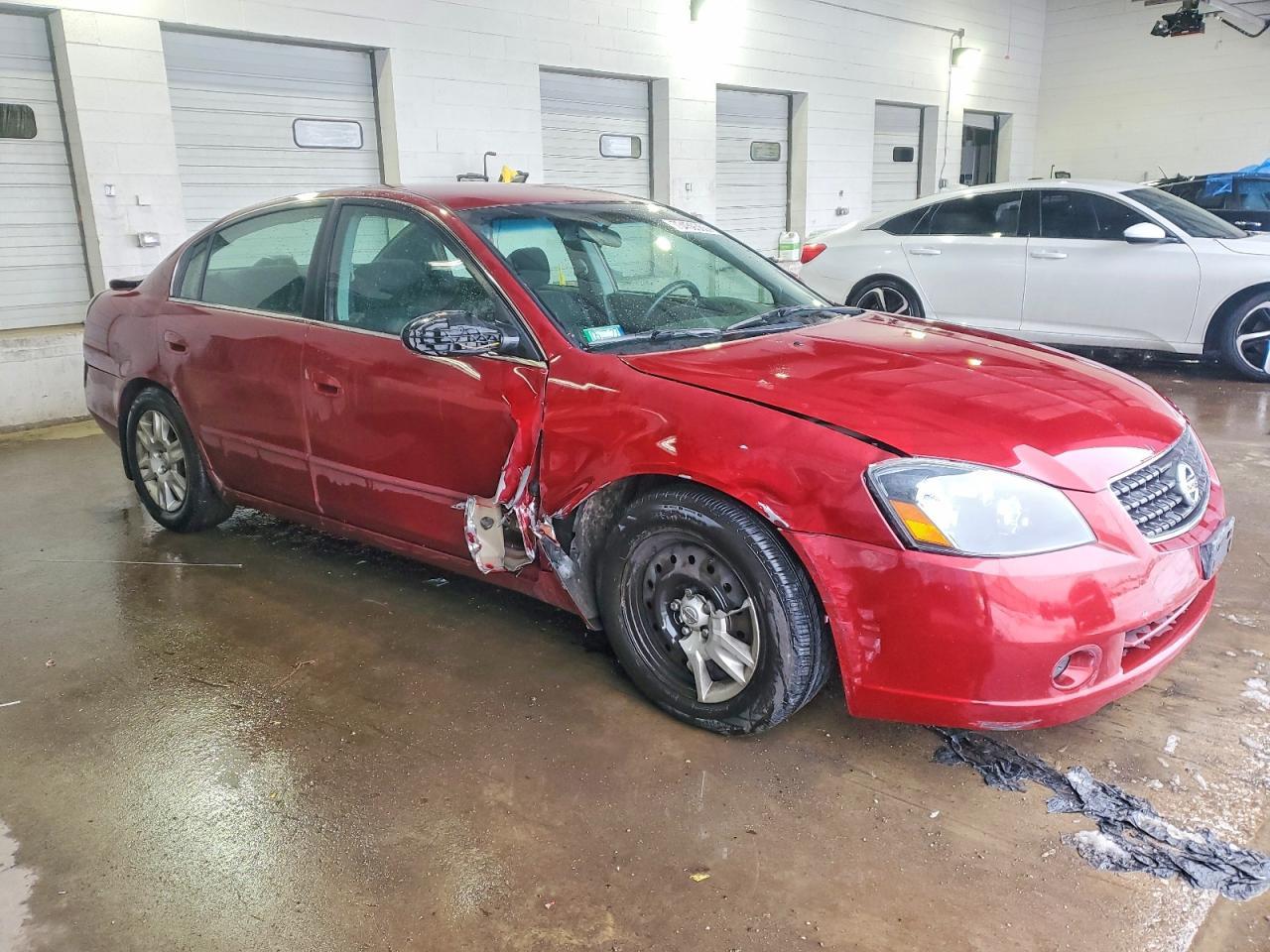 2005 Nissan Altima - Image 4