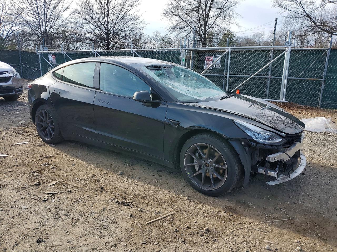 2021 Tesla Model 3 - Image 4