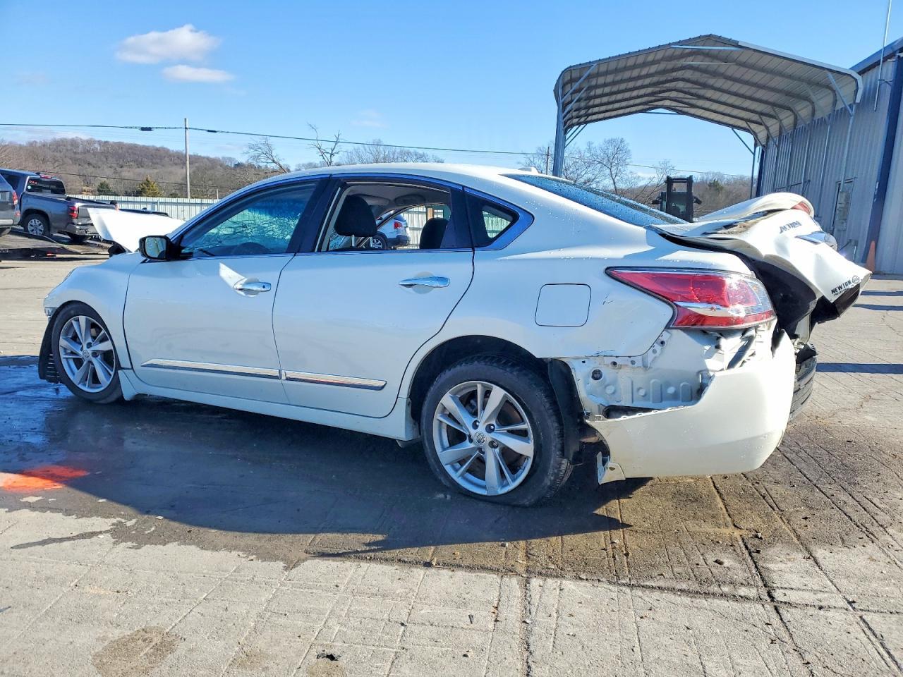 2015 Nissan Altima 2.5 - Фото 2