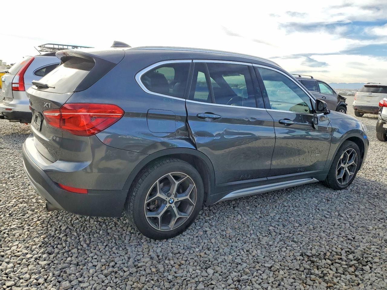 2016 BMW X1 xDrive28I - Image 3