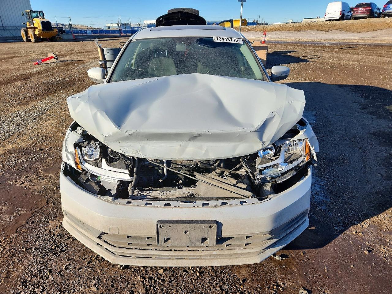 2017 Volkswagen Jetta Se - Фото 5