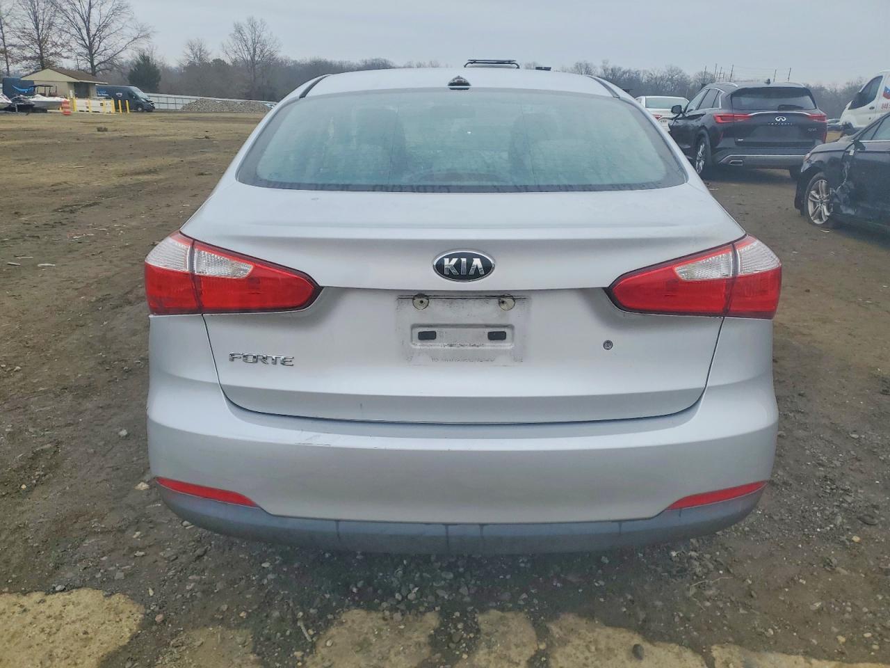 2015 Kia Forte Lx - Image 6