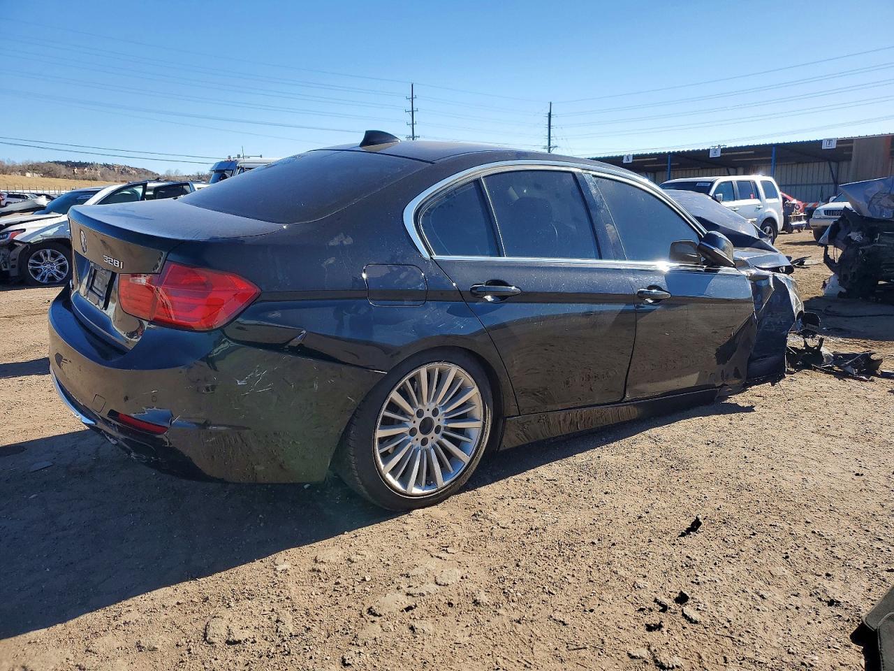 2015 BMW 328 Xi - Image 3