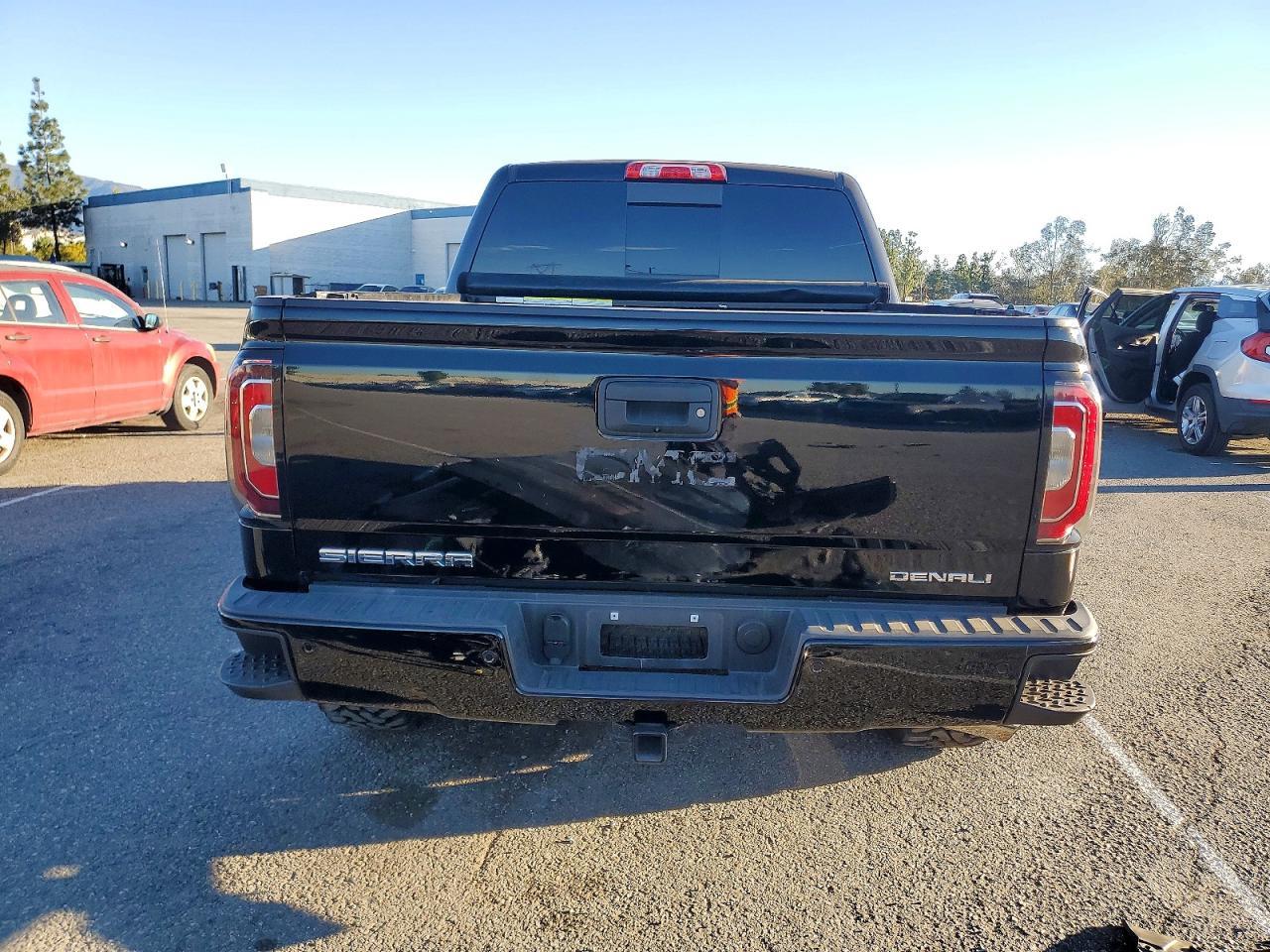 2018 GMC Sierra K1500 Denali - Image 6
