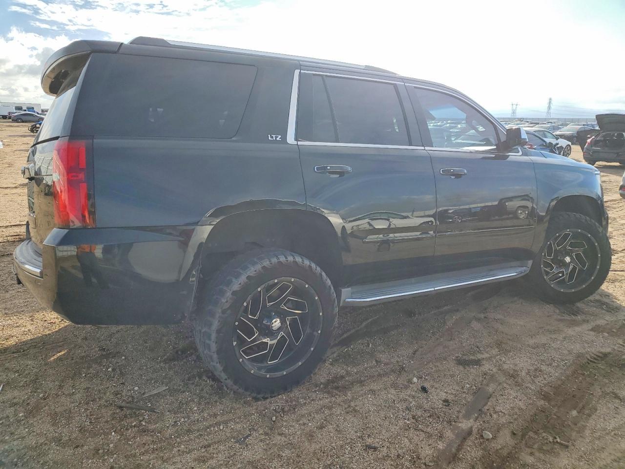 2015 Chevrolet Tahoe C1500 Ltz - Фото 3