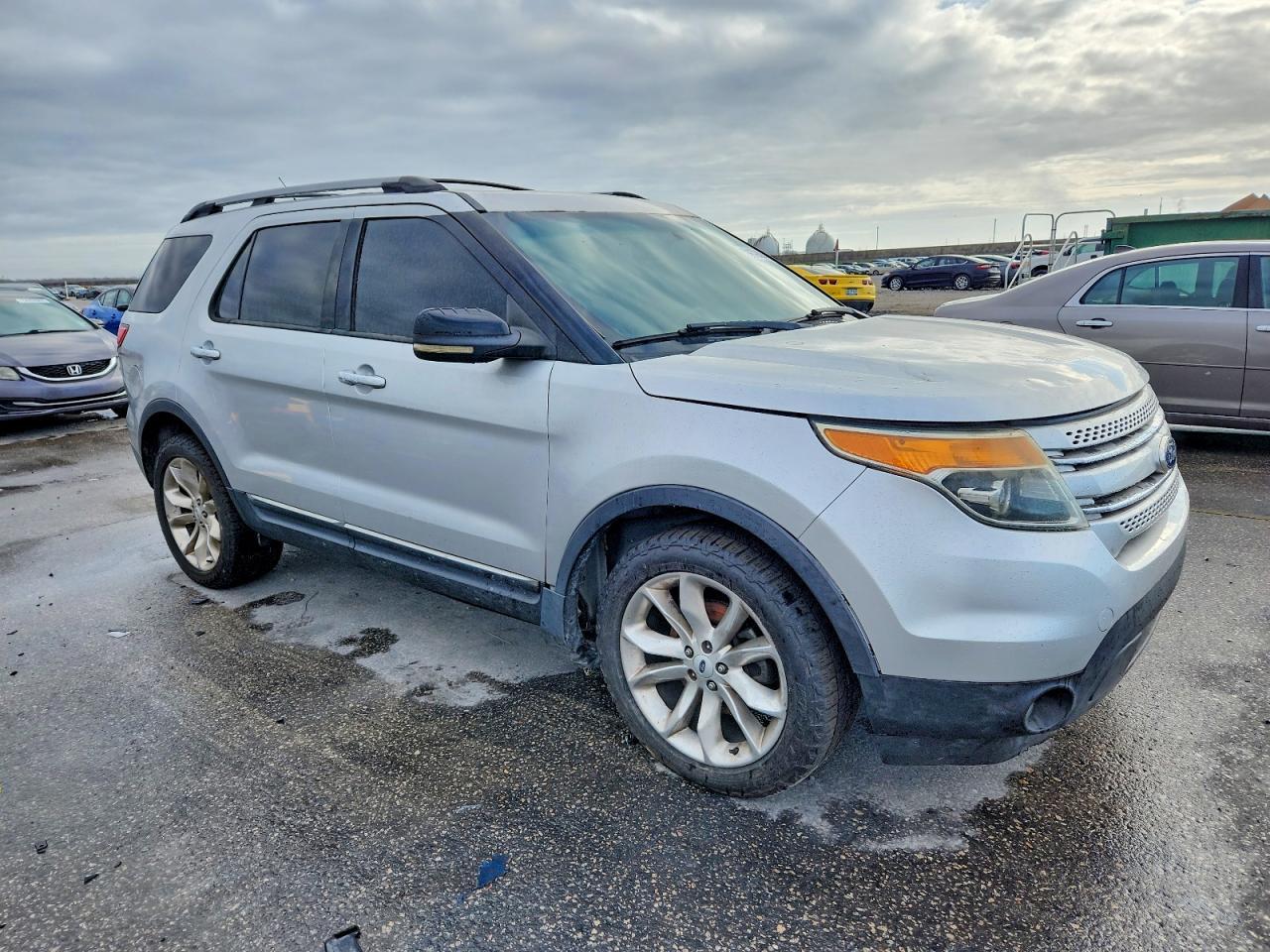 2012 Ford Explorer Xlt - Image 4