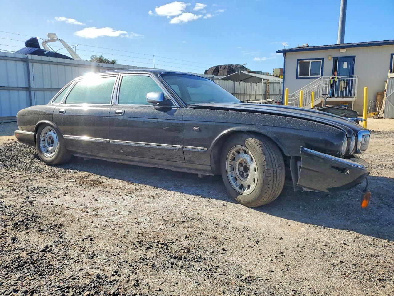 1999 Jaguar Vandenplas - Image 4